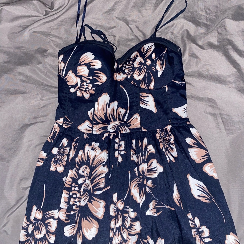 Floral dark blue knee high dress